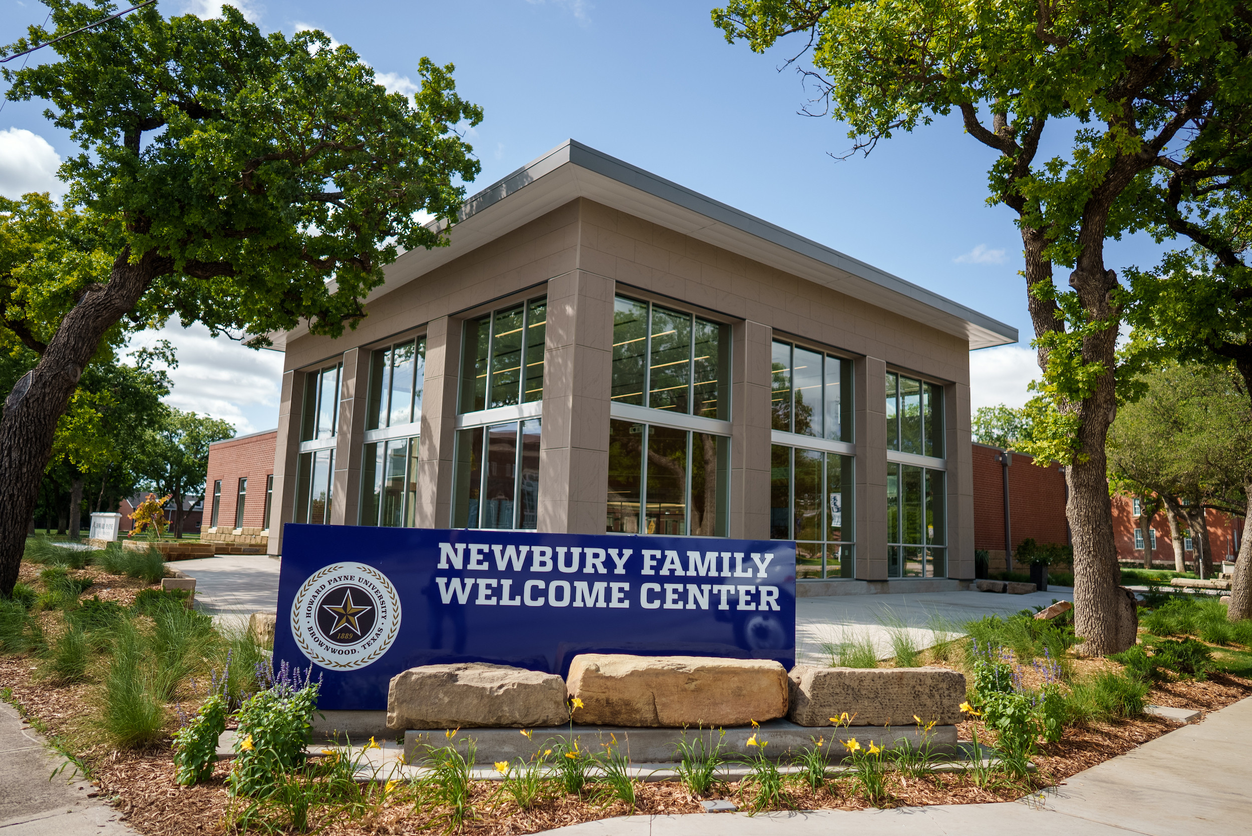 the newbury family welcome center at howard payne university